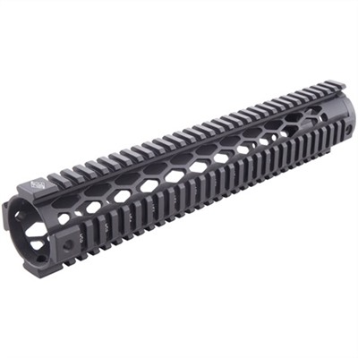 Yankee Hill Machine Diamond Pattern Free-Float AR-15 Handguard