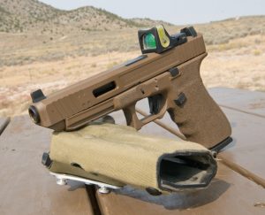 outdoorhub-concealing-a-pistol-with-a-red-dot-sight-2015-09-28_18-27-29-742x600