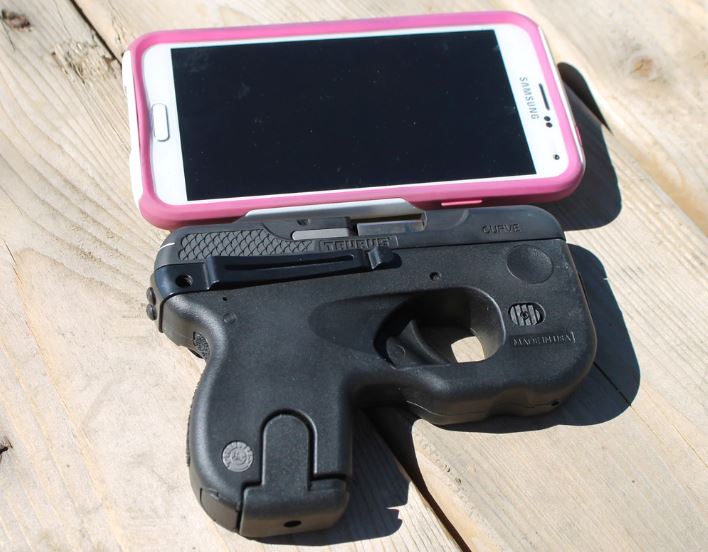 Taurus Curve with phone