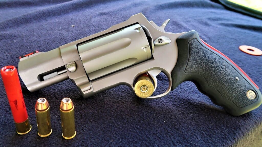 Snub Nose Taurus Judge